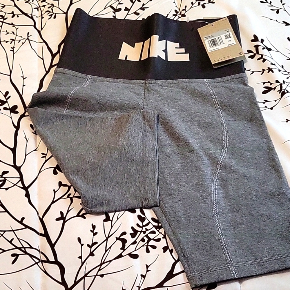 Nike NWT shorts